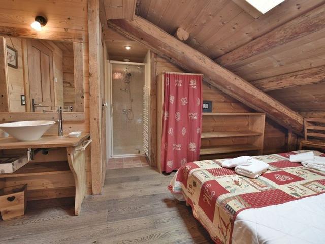 Appartement 5 étoiles pour 12 pers, ferme rénovée avec jacuzzi, à 200m du centre et ski-bus FR-1-391 - Le Grand Bornand