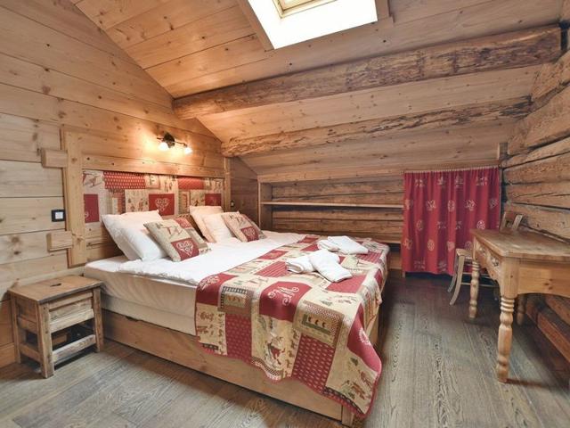 Appartement 5 étoiles pour 12 pers, ferme rénovée avec jacuzzi, à 200m du centre et ski-bus FR-1-391 - Le Grand Bornand