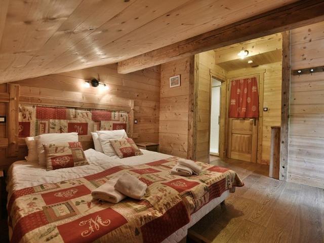 Appartement 5 étoiles pour 12 pers, ferme rénovée avec jacuzzi, à 200m du centre et ski-bus FR-1-391 - Le Grand Bornand