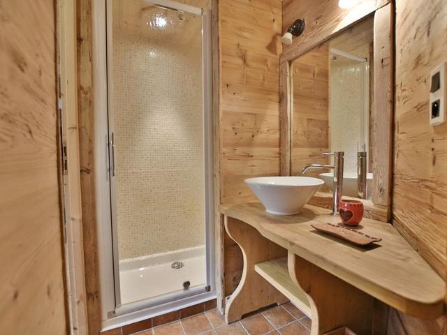 Appartement 5 étoiles 6 pers, sauna, balnéo, terrasse, 200m des commerces au Grand-Bornand FR-1-391- - Le Grand Bornand