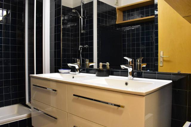 Appartement Brimbelles MRB070-010 - Méribel Centre 1600 