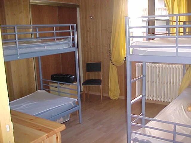 Les Ecrins 4601 - Les Deux Alpes 1800