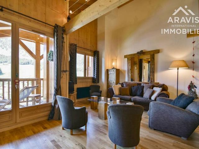 Bel appartement à 50m des pistes avec 2 chambres, mezzanine et balcon FR-1-391-97 - Le Grand Bornand