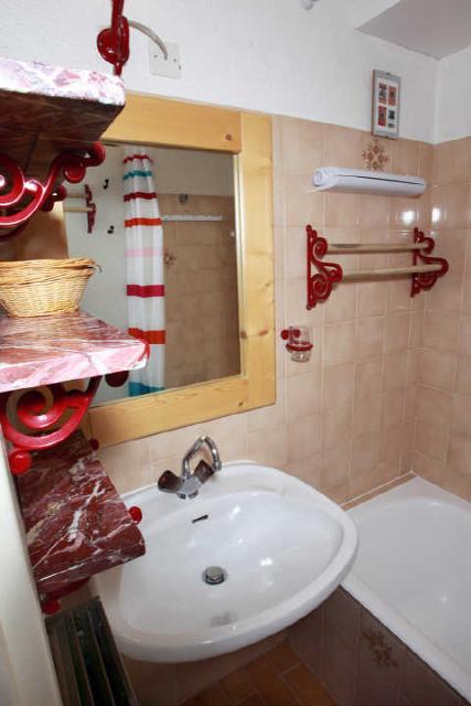 Roche Colombe 35377 - Serre Chevalier 1500 - Monêtier Les Bains