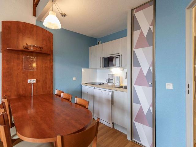 Duplex 7 Pers avec Piscine Couverte, Fitness et Parking, à 400m des Pistes et Proche Centre FR-1-404 - La Mongie