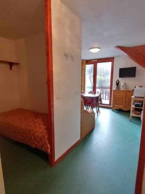 LES NEIGES ROUSSES - Saint François Longchamp