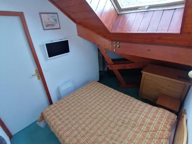 LES NEIGES ROUSSES - Saint François Longchamp