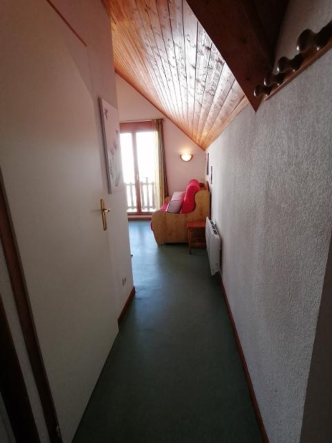 LA DAME BLANCHE - Saint François Longchamp