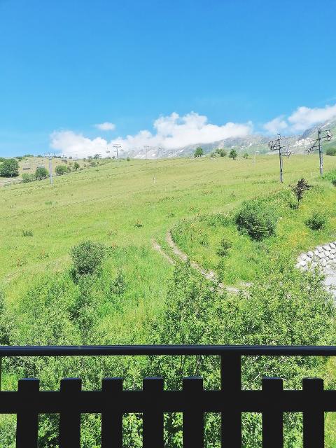 LA DAME BLANCHE - Saint François Longchamp