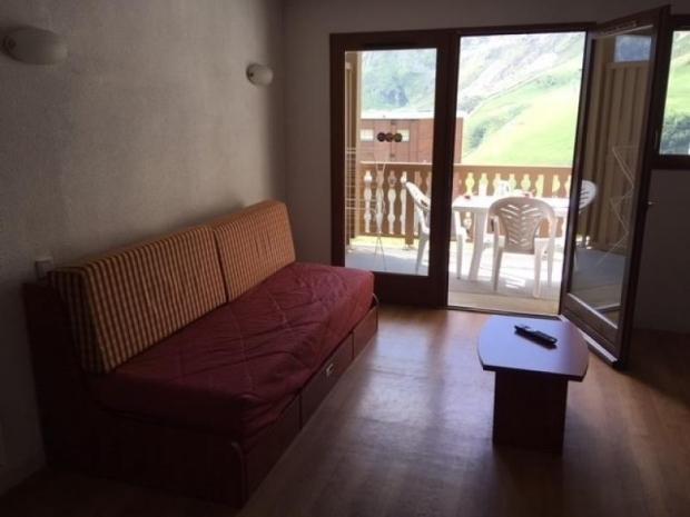 PIC DU MIDI - STUDIO CABINE 4 PERSONNES AVEC PARKING COUVERT - La Mongie