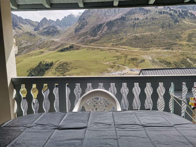 PIC DU MIDI - STUDIO CABINE 4 PERSONNES AVEC PARKING COUVERT - La Mongie