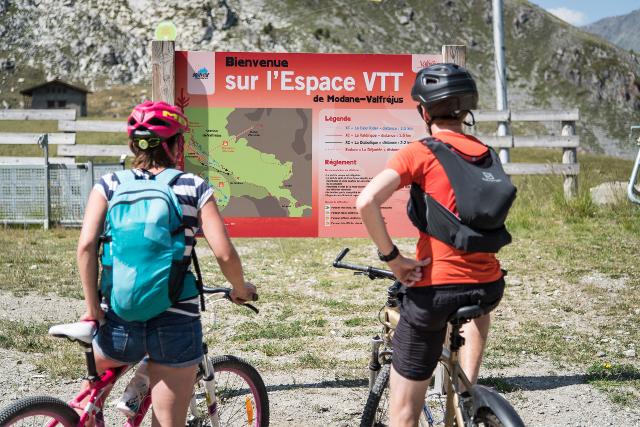 Appartements Florence 1 031 - FORET & FAMILLE studio 4 pers. - Valfréjus