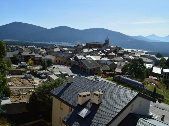 2 PIECES CABINE PLEIN CENTRE DE STATION - Les Angles