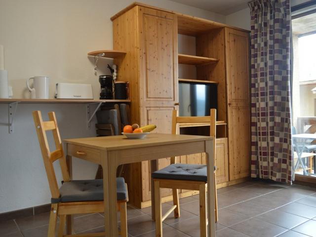 2 PIECES - Les Angles