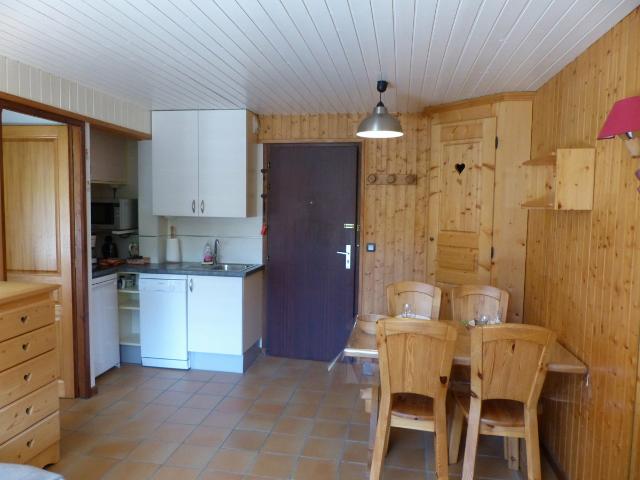 Proche du village, des pistes de ski, de l'espace aquatique. Terrasse - La Clusaz