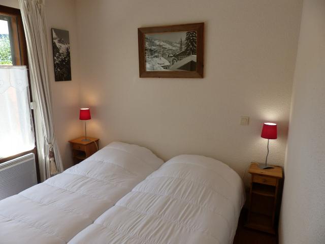 Proche du village, des pistes de ski, de l'espace aquatique. Terrasse - La Clusaz