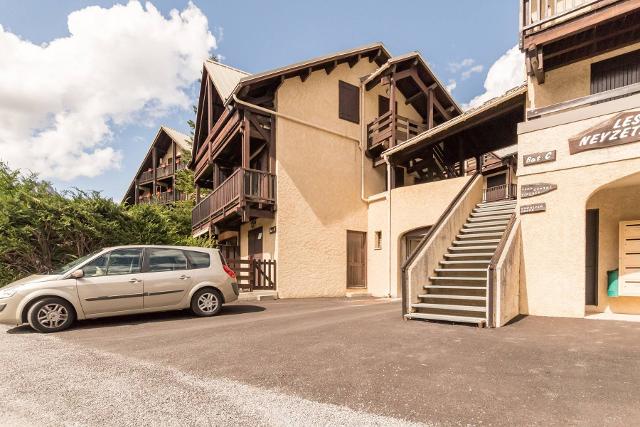 Appartement Neyzets LMO130-A003 - Serre Chevalier 1500 - Monêtier Les Bains