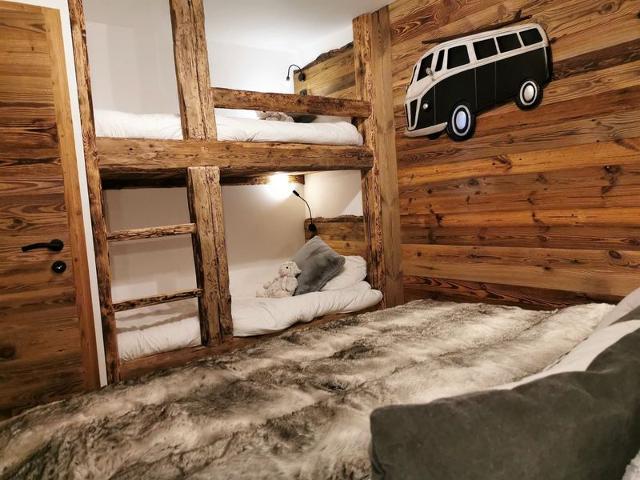 Duplex de Prestige aux Gets avec Terrasse et Garage FR-1-598-33 - Les Gets