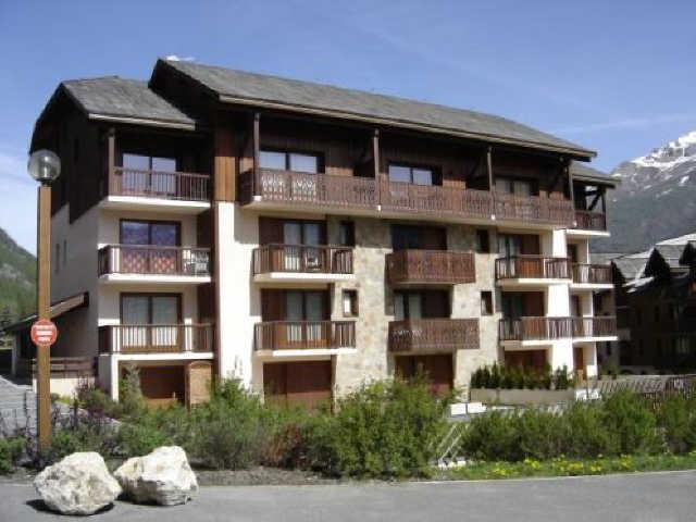 Hameau du Bez 35626 - Serre Chevalier 1400 - Villeneuve