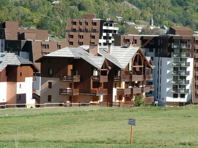 Hameau du Bez 35855 - Serre Chevalier 1400 - Villeneuve