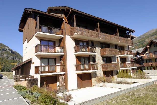 Hameau du Bez 35858 - Serre Chevalier 1400 - Villeneuve