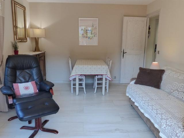 Agréable appartement au centre du village avec jardin privatif - Megève