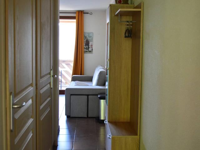 2 PIECES - Les Angles