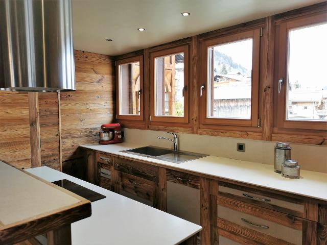 Appartement fonctionnel, avec balcon et large terrasse exposées Sud et Ouest - Les Gets