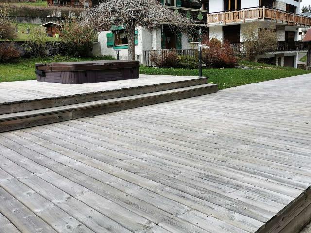 Appartement fonctionnel, avec balcon et large terrasse exposées Sud et Ouest - Les Gets