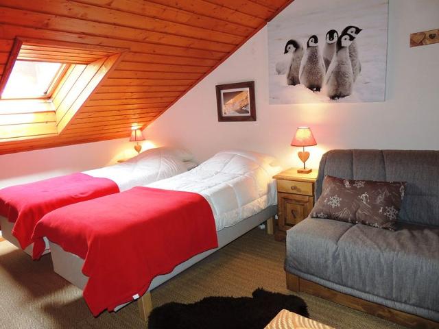 Appartement rénové 2 pièces + mezzanine, centre Les Gets, parking FR-1-598-77 - Les Gets