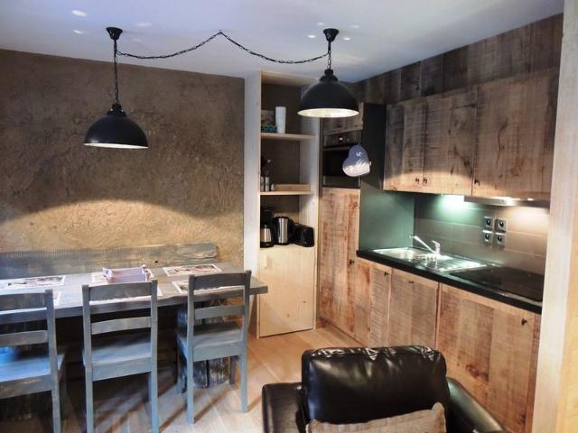 Charmant T2 Cabine avec Spa et Piscine, Proche Centre et Pistes de Ski - Les Gets FR-1-598-85 - Les Gets