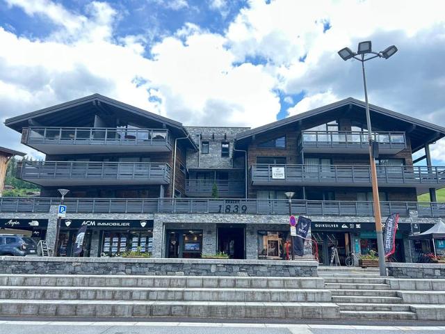 Appartement neuf aux Gets, au pied des pistes et du centre, avec terrasse et services inclus FR-1-62 - Les Gets