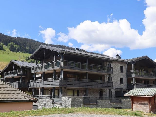 Appartement neuf aux Gets, au pied des pistes et du centre, avec terrasse et services inclus FR-1-62 - Les Gets