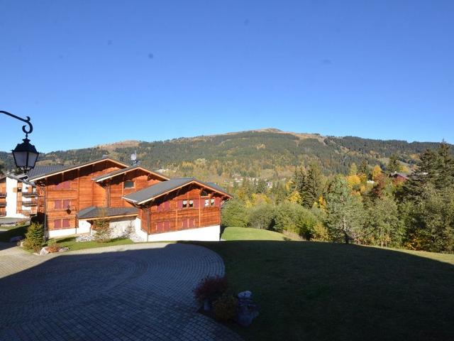 Appartement de standing calme, proche des pistes, avec balcon, terrasse, et garage privé aux Gets FR - Les Gets