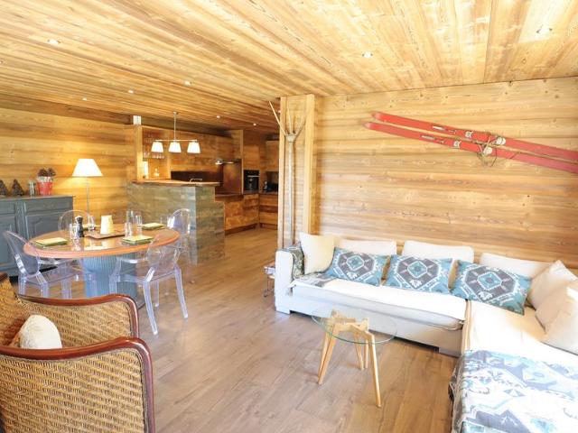 Appartement de Standing aux Gets - 2 Ch, 6 Couchages, Proche Centre et Pistes FR-1-623-94 - Les Gets