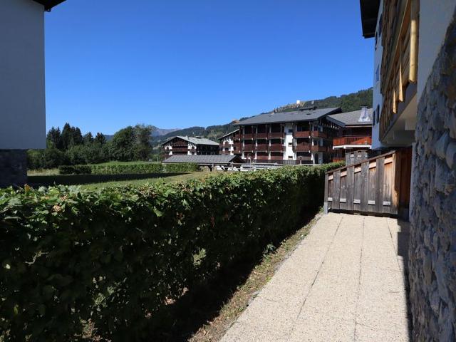 Appartement de Standing aux Gets - 2 Ch, 6 Couchages, Proche Centre et Pistes FR-1-623-94 - Les Gets