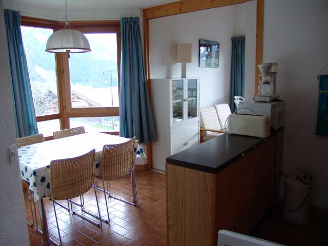 Les Tartifles 16471 - Châtel