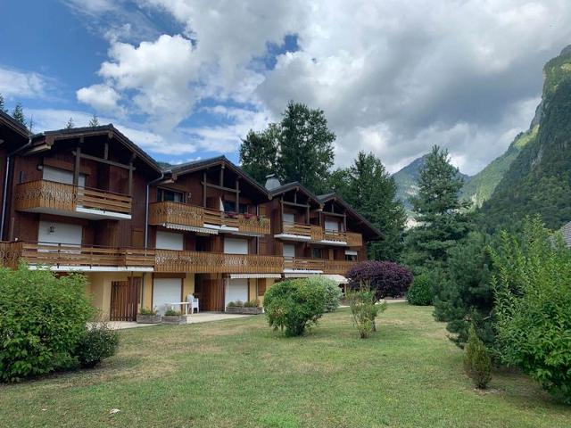 Bel appart avec terrasse proche centre, au calme, Wifi, parking, & randonnées à proximité FR-1-624-3 - Samoëns