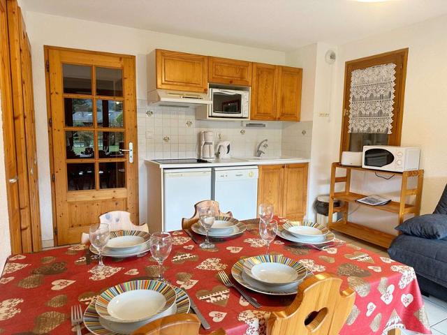 Bel appart avec terrasse proche centre, au calme, Wifi, parking, & randonnées à proximité FR-1-624-3 - Samoëns