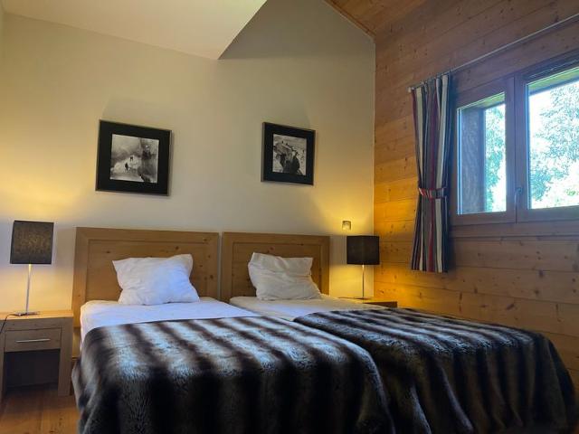 Appartement avec piscine, balcon et parking proche centre et ski-bus FR-1-624-38 - Samoëns