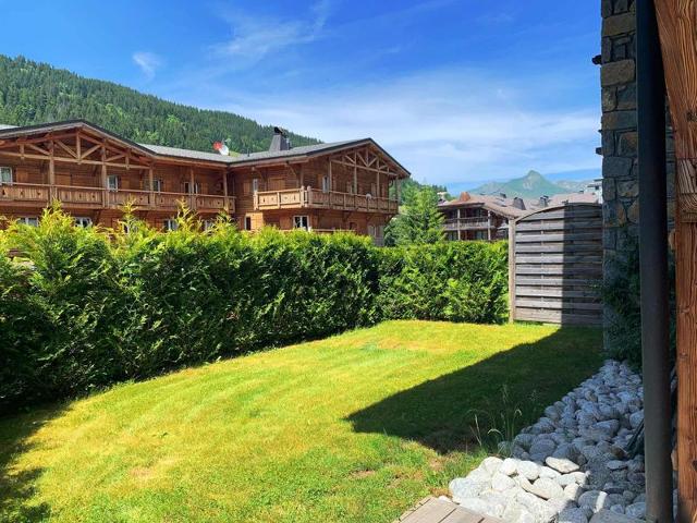 Appartement duplex 3 pièces près des pistes, jardin, terrasse, Wi-Fi, parking couvert FR-1-598-80 - Les Gets