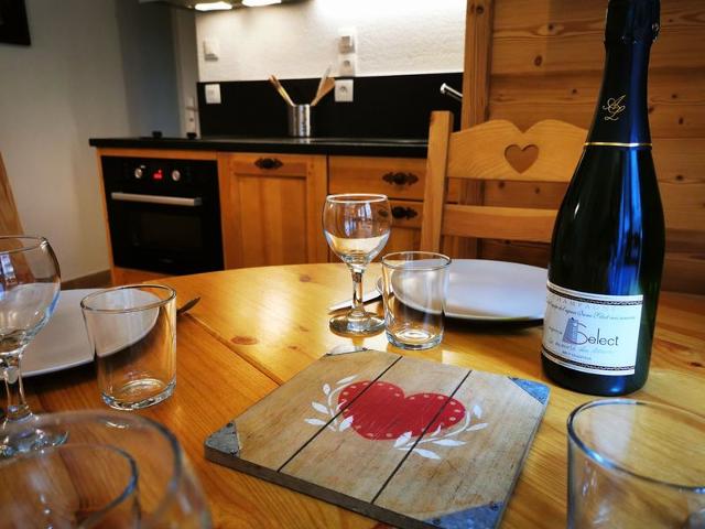 Appartement T2 confortable avec terrasse et jardin, au cœur des Gets, proche pistes et commerces FR- - Les Gets