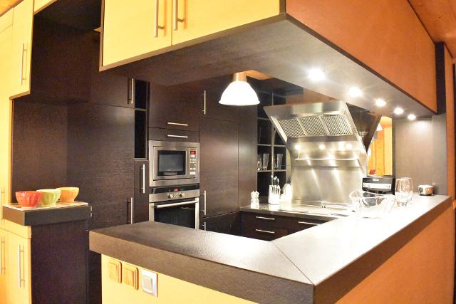 Appartement Ours Brun MRB480-009 - Méribel Centre 1600 