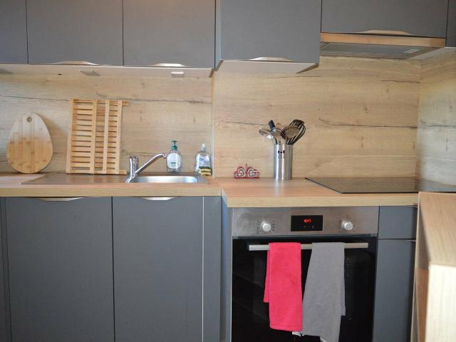 2 PIECES CENTRE DE STATION - Les Angles