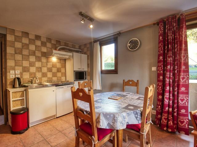 Au rez de chaussée d'un chalet au calme - Morillon Village