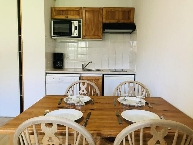 2 pièces dans résidence de tourisme, au calme - Samoëns