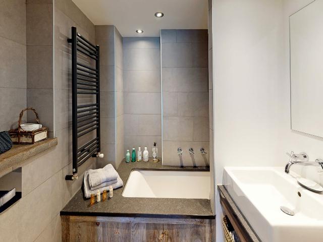 SAINT BON TARENTAISE - 6 pers, 90 m2, 4/3 - Courchevel 1850