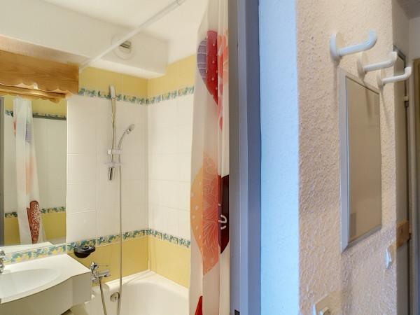 BOEDETTE A 505 - Beau studio cabine 4 pers 21m² ski aux pieds - Les Menuires Reberty 1850