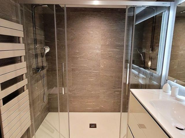 Appartement central tout confort avec grande terrasse, WIFI, PARKING, 8 personnes FR-1-598-99 - Les Gets