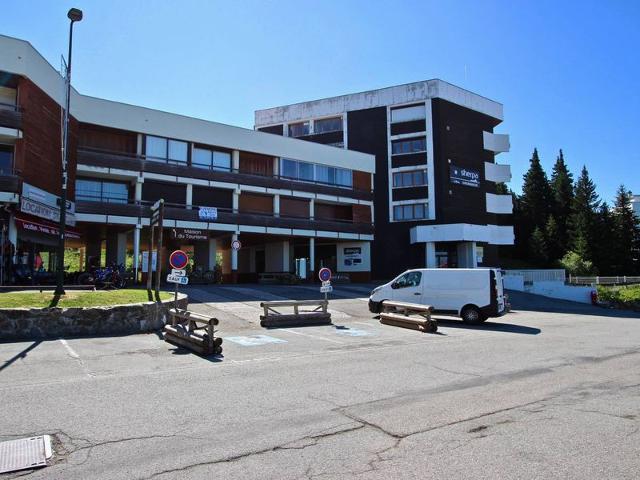 Studio cosy à Chamrousse 1750, pied des pistes avec piscine, proche commerces FR-1-549-95 - Chamrousse